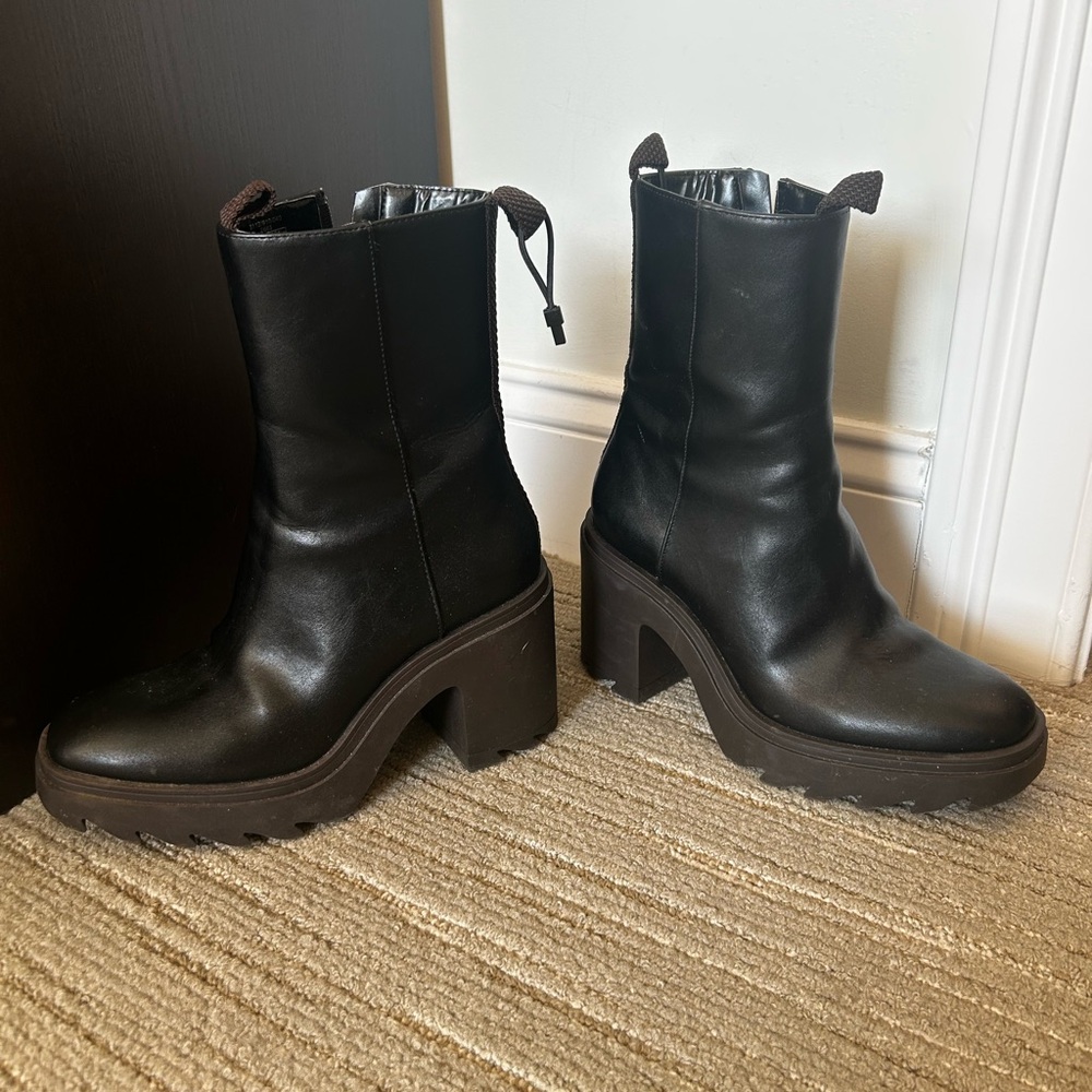 Zara Black Chunky Heeled Boots